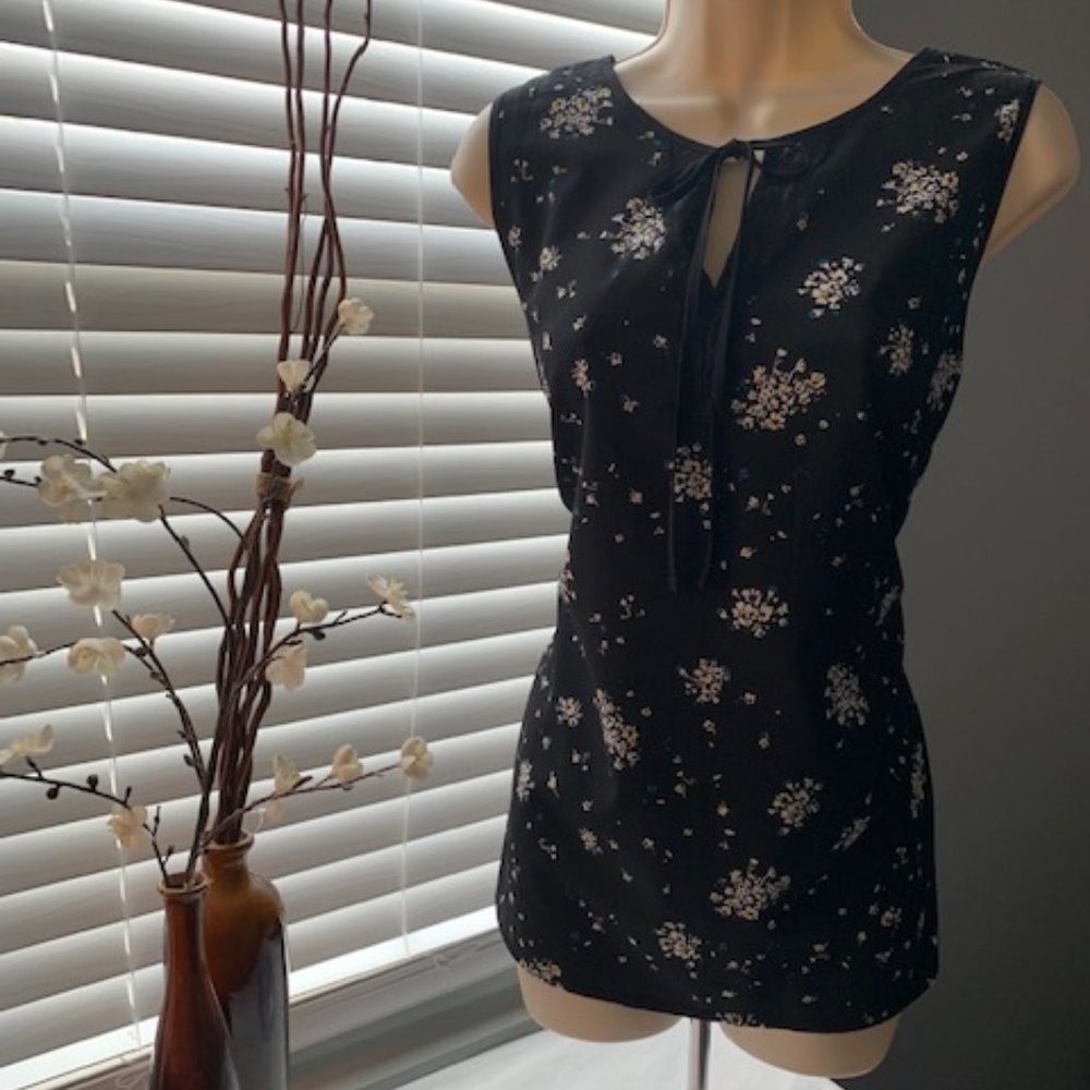 A.N.A Floral Tank